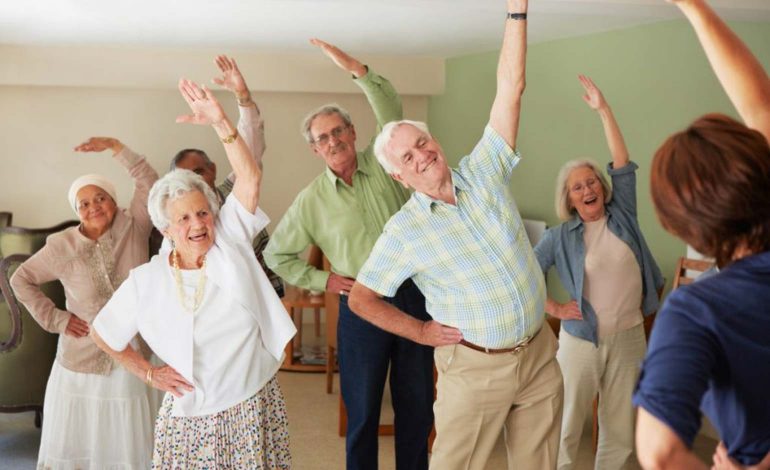 Гимнастика для пожилых людей в доме престарелых "Забота и уют"